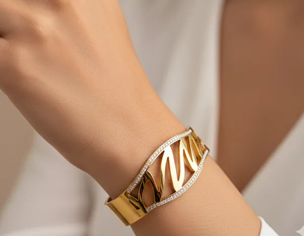 Gold_Donna_Bracelet_For_Women